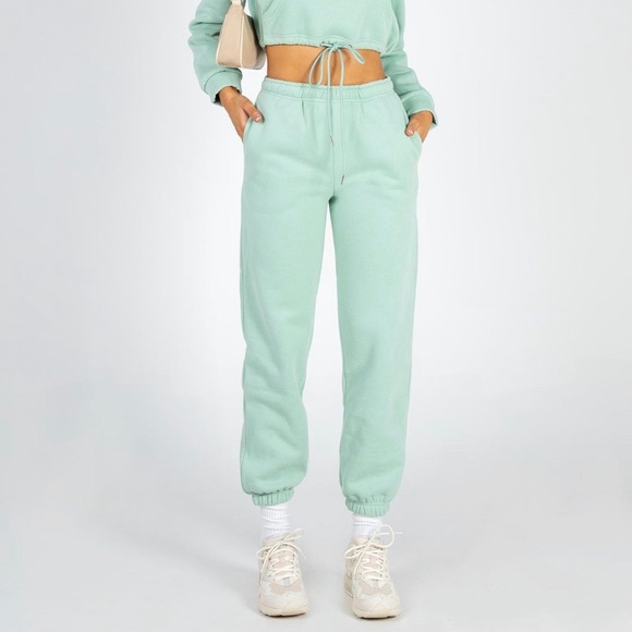 Princess Polly Pants - Princess Polly green sweat pants